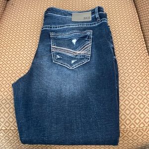 BKE Nolan Distressed Jeans